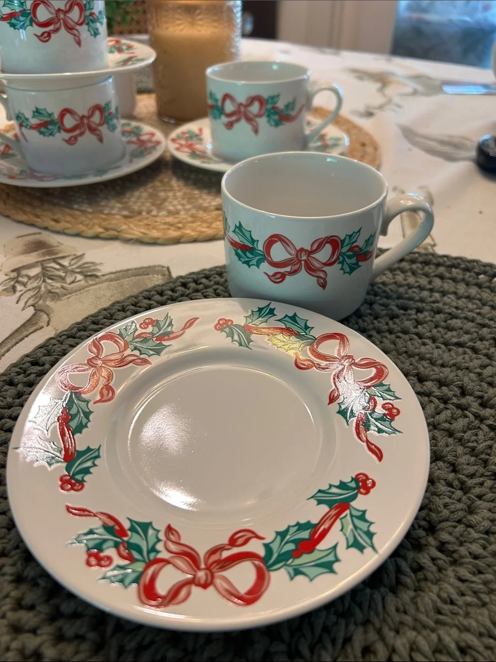 International Tableworks Christmas Ribbon 8oz Coffee cup and Saucer Set